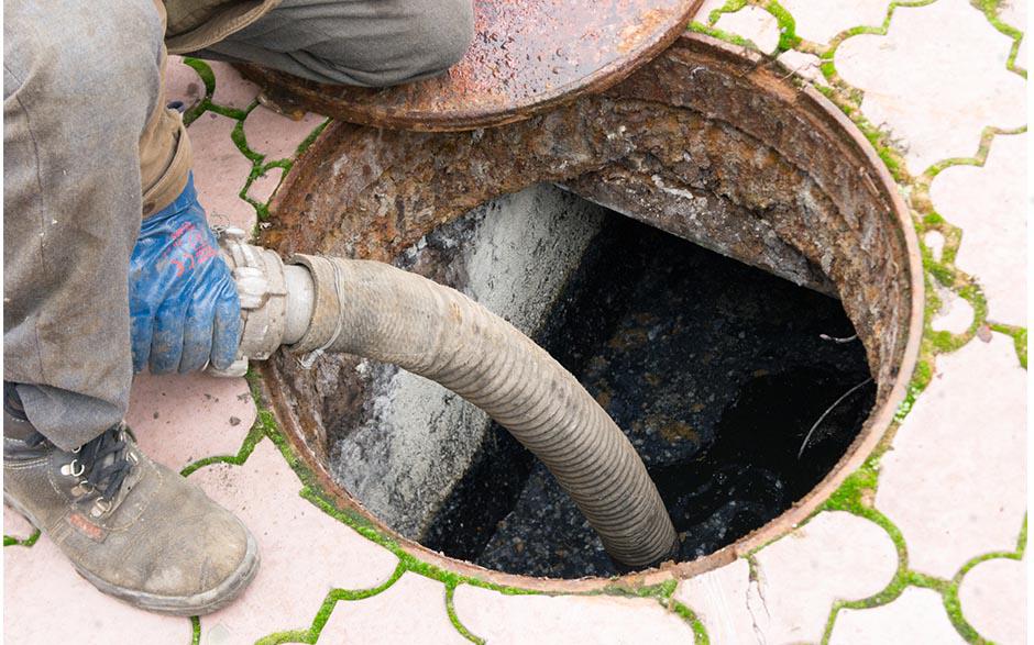 déboucheur à pompe wc Issy-les-Moulineaux